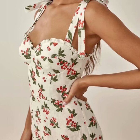 !!!Women's Reformation Vale Dress - Picture 4 of 5